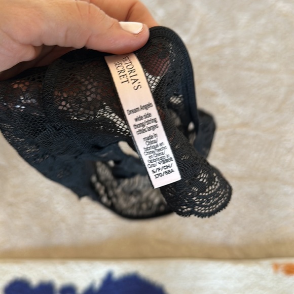 Victoria’s Secret Dream Angels Push-up without Padding bra and thong set - Picture 7 of 7